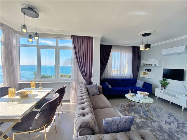 اطلالة بحر مباشرة -شقة غرفتين وصالة -في محمودلار / الانيا 