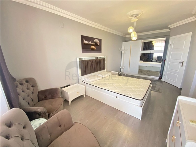 اطلالة بحر مباشرة -شقة غرفتين وصالة -في محمودلار / الانيا 