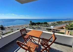 اطلالة بحر مباشرة -شقة غرفتين وصالة -في محمودلار / الانيا 