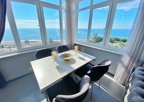 اطلالة بحر مباشرة -شقة غرفتين وصالة -في محمودلار / الانيا 