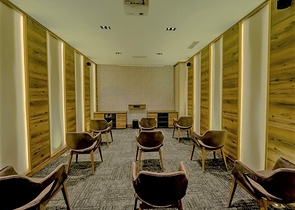 مجمع حديث فاخر - شقة غرفتين وصالة -قريبة من البحر - في محمودلار / الانيا 