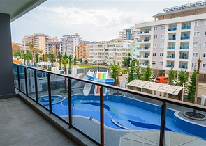 مجمع حديث فاخر - شقة غرفتين وصالة -قريبة من البحر - في محمودلار / الانيا 