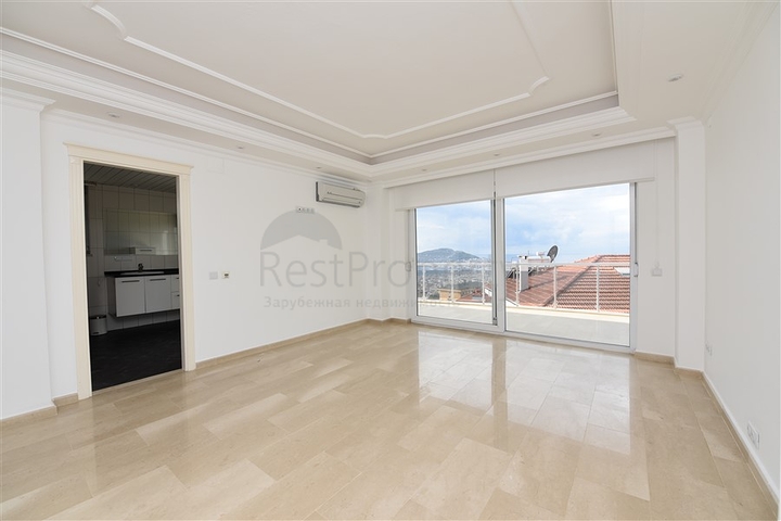 فيلا اطلالة بحر في الانيا - 5 غرف وصالة -مسبح خاص - في جيكجلي / الانيا 