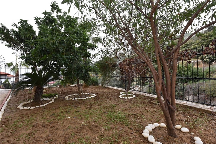 فيلا اطلالة بحر في الانيا - 5 غرف وصالة -مسبح خاص - في جيكجلي / الانيا 