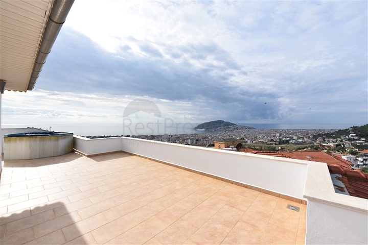 فيلا اطلالة بحر في الانيا - 5 غرف وصالة -مسبح خاص - في جيكجلي / الانيا 