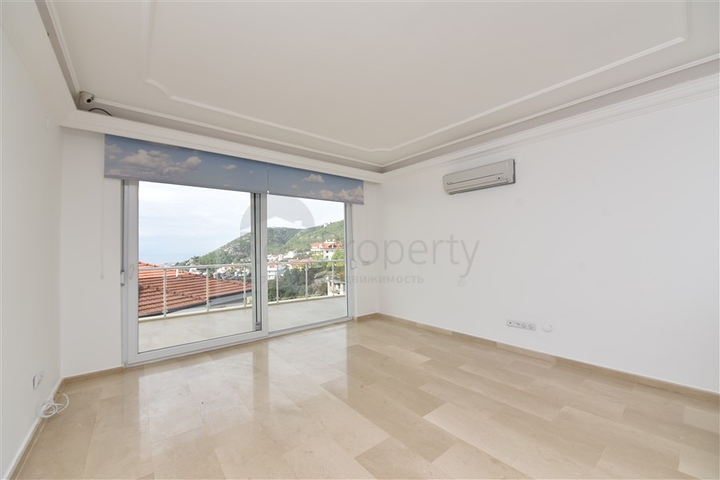 فيلا اطلالة بحر في الانيا - 5 غرف وصالة -مسبح خاص - في جيكجلي / الانيا 