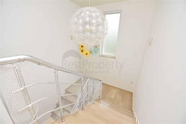 فيلا اطلالة بحر في الانيا - 5 غرف وصالة -مسبح خاص - في جيكجلي / الانيا 