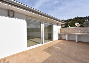 فيلا اطلالة بحر في الانيا - 5 غرف وصالة -مسبح خاص - في جيكجلي / الانيا 