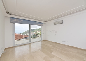 فيلا اطلالة بحر في الانيا - 5 غرف وصالة -مسبح خاص - في جيكجلي / الانيا 