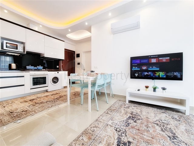 مجمع فاخر - شقة غرفة وصالة مفروشة -في محمودلار / الانيا 