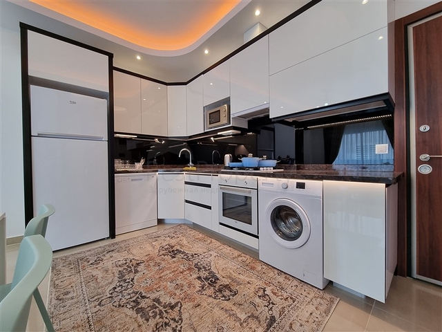 مجمع فاخر - شقة غرفة وصالة مفروشة -في محمودلار / الانيا 