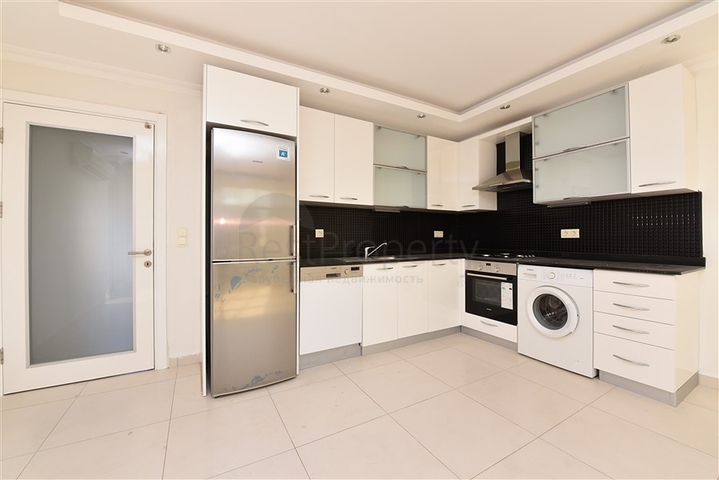 ضمن مجمع يضم كافة الخدمات -شقة غرفتين وصالة -في افسلار / الانيا 