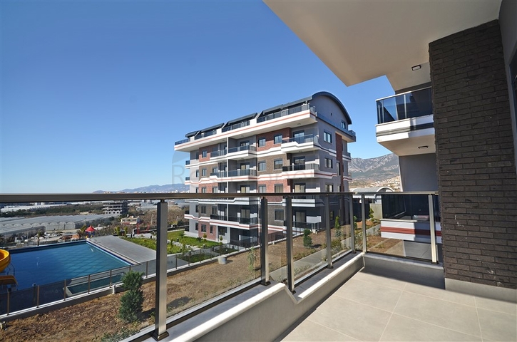 اطلالة بحر - شقق ضمن مجمع حديث في كارجيجاك / الانيا 