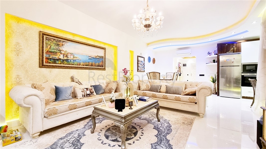 مجمع فاخر على البحر مباشرة - شقة غرفتين وصالة انيقة - محمودلار / الانيا 