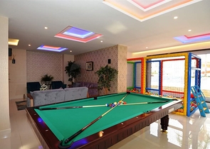 مجمع فاخر على البحر مباشرة - شقة غرفتين وصالة انيقة - محمودلار / الانيا 