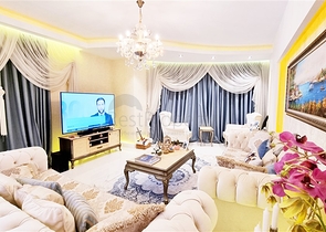 مجمع فاخر على البحر مباشرة - شقة غرفتين وصالة انيقة - محمودلار / الانيا 