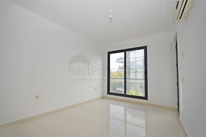 شقق للبيع في كاستل - غرفة وصالة ضمن مجمع يضم كافة الخدمات -كاستل / الانيا 