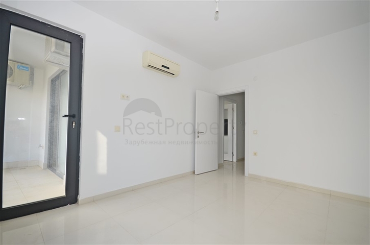 شقق للبيع في كاستل - غرفة وصالة ضمن مجمع يضم كافة الخدمات -كاستل / الانيا 