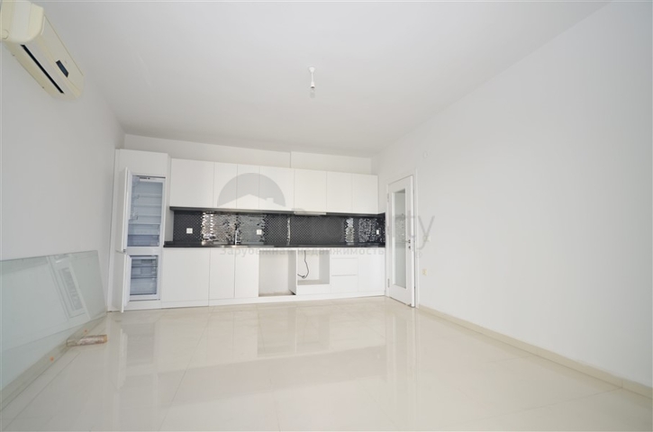 شقق للبيع في كاستل - غرفة وصالة ضمن مجمع يضم كافة الخدمات -كاستل / الانيا 