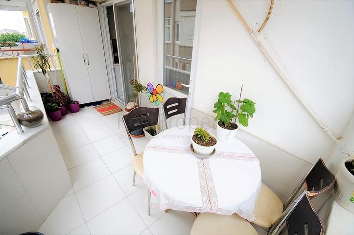 شقة واسعة في مركز الانيا - غرفتين وصالة مفروشة - الانيا سنتر 