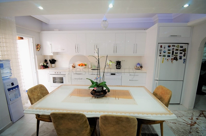 شقة واسعة في مركز الانيا - غرفتين وصالة مفروشة - الانيا سنتر 