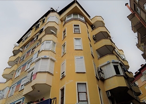 شقة واسعة في مركز الانيا - غرفتين وصالة مفروشة - الانيا سنتر 