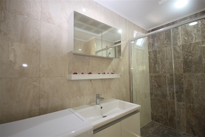 مجمع يضم خدمات 5 نجوم - شقة غرفة وصالة مفروشة -في افسلار / الانيا 