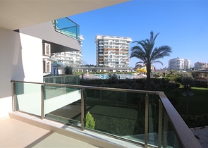 مجمع يضم خدمات 5 نجوم - شقة غرفة وصالة مفروشة -في افسلار / الانيا 