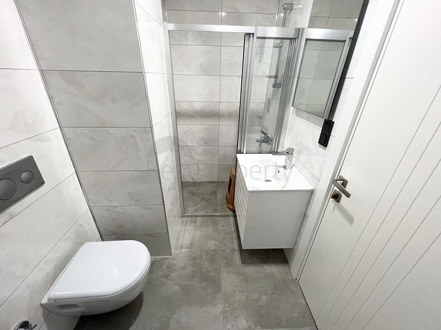 مناسبة للاستثمار - شقة غرفة وصالة ضمن مجمع جديد في مركز الانيا 