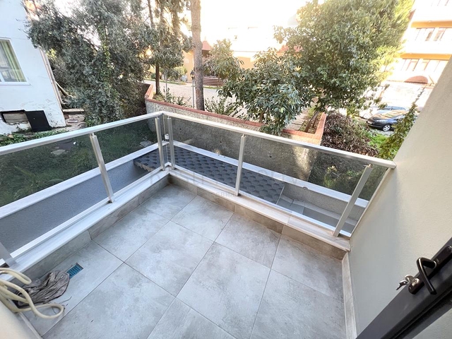 مناسبة للاستثمار - شقة غرفة وصالة ضمن مجمع جديد في مركز الانيا 