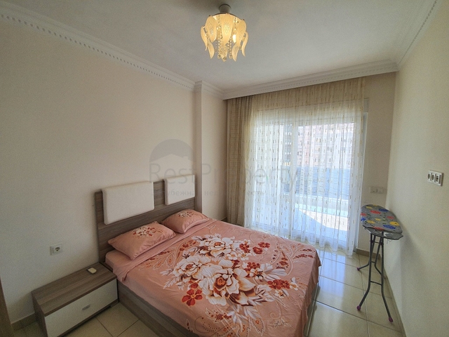 مجمع 5 نجوم - شقة غرفة وصالة مفروشة - في محمودلار / الانيا 