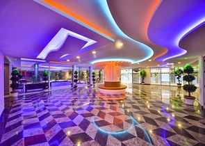 مجمع 5 نجوم - شقة غرفة وصالة مفروشة - في محمودلار / الانيا 