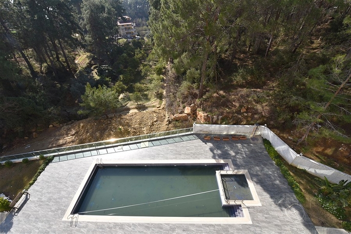 شقق بأسعار منخفصة - غرفة وصالة مفروشة -في افسلار / الانيا 