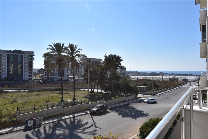 اطلالة بحر - شقة غرفتين وصالة مفروشة -ضمن مجمع يضم كافة الخدمات في افسلار/ مدينة الانيا 