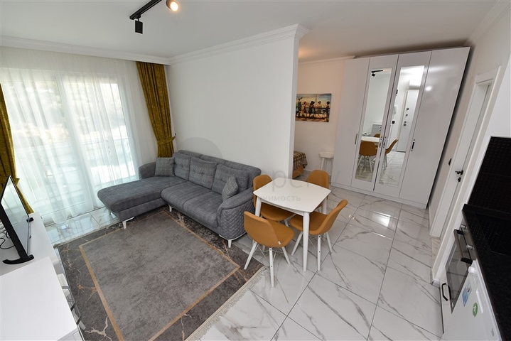 سعر اقتصادي - شقة غرفة وصالة مفروشة -مجمع سكني جديد -في افسلار / الانيا 