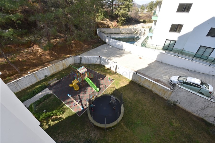 سعر اقتصادي - شقة غرفة وصالة مفروشة -مجمع سكني جديد -في افسلار / الانيا 