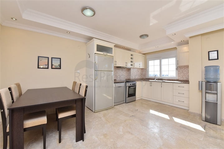 تراس واسع - شقة بسعر مناسب - تصميم غرفتين وصالة مفروشة - في افسلار / الانيا 