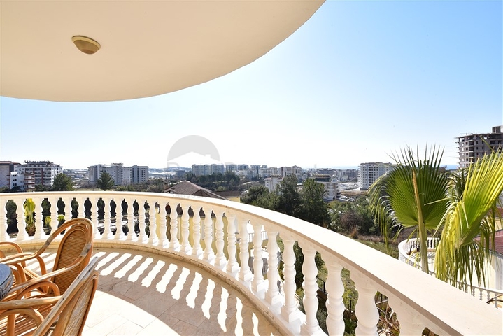 تراس واسع - شقة بسعر مناسب - تصميم غرفتين وصالة مفروشة - في افسلار / الانيا 