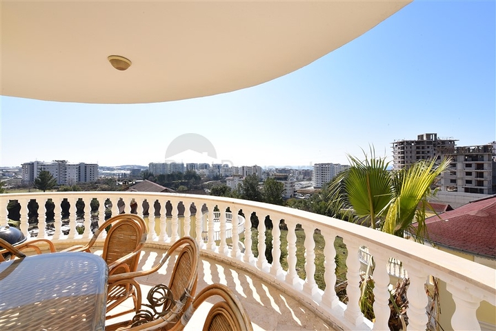 تراس واسع - شقة بسعر مناسب - تصميم غرفتين وصالة مفروشة - في افسلار / الانيا 