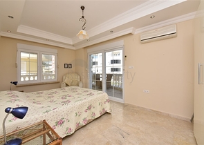 تراس واسع - شقة بسعر مناسب - تصميم غرفتين وصالة مفروشة - في افسلار / الانيا 