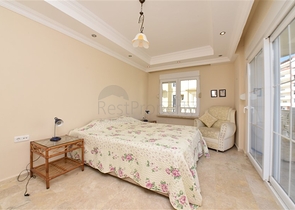 تراس واسع - شقة بسعر مناسب - تصميم غرفتين وصالة مفروشة - في افسلار / الانيا 