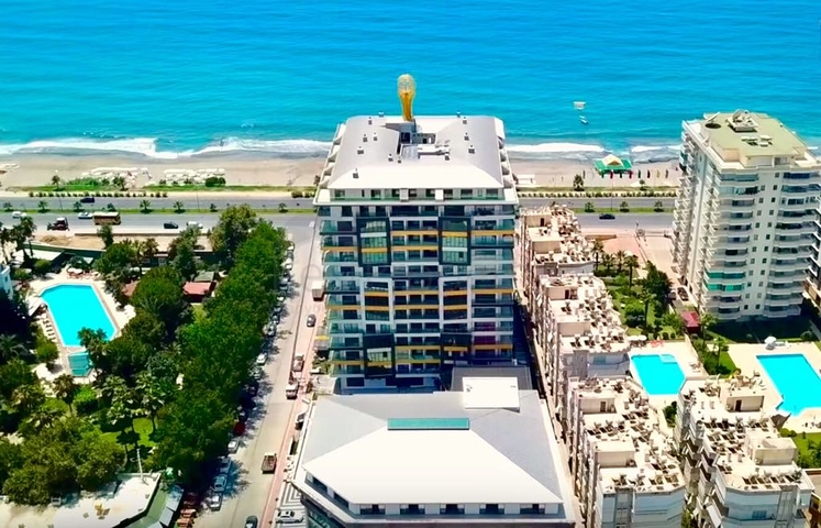 شقة اطلالة مباشرة على البحر - مجمع فاخر بخدمات 5 نجوم - في محمودلار / الانيا 