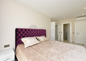 شقة اطلالة مباشرة على البحر - مجمع فاخر بخدمات 5 نجوم - في محمودلار / الانيا 