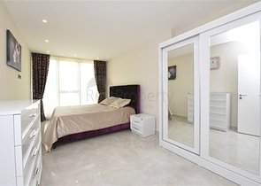 شقة اطلالة مباشرة على البحر - مجمع فاخر بخدمات 5 نجوم - في محمودلار / الانيا 