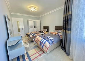 اطلالة بحر وقلعة -شقة غرفتين وصالة مفروشة - في محمودلار / الانيا 