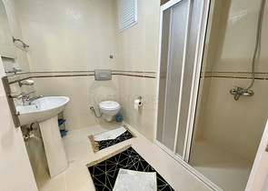 اطلالة بحر وقلعة -شقة غرفتين وصالة مفروشة - في محمودلار / الانيا 