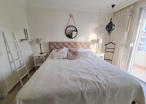 شقة عائلية فاخرة - تصميم غرفتين وصالة - مجمع انيق - جيكجلي / الانيا 