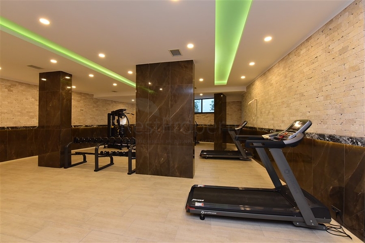 شقة ضمن مجمع جديد في افسلار - تصميم غرفة وصالة مع الاثاث - الانيا 