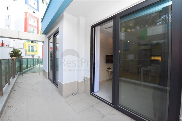 شقة ضمن مجمع جديد في افسلار - تصميم غرفة وصالة مع الاثاث - الانيا 