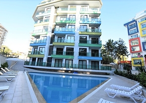 شقة ضمن مجمع جديد في افسلار - تصميم غرفة وصالة مع الاثاث - الانيا 